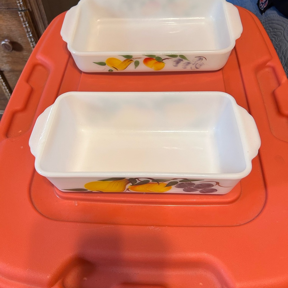 White Fruit Design Baking Dish